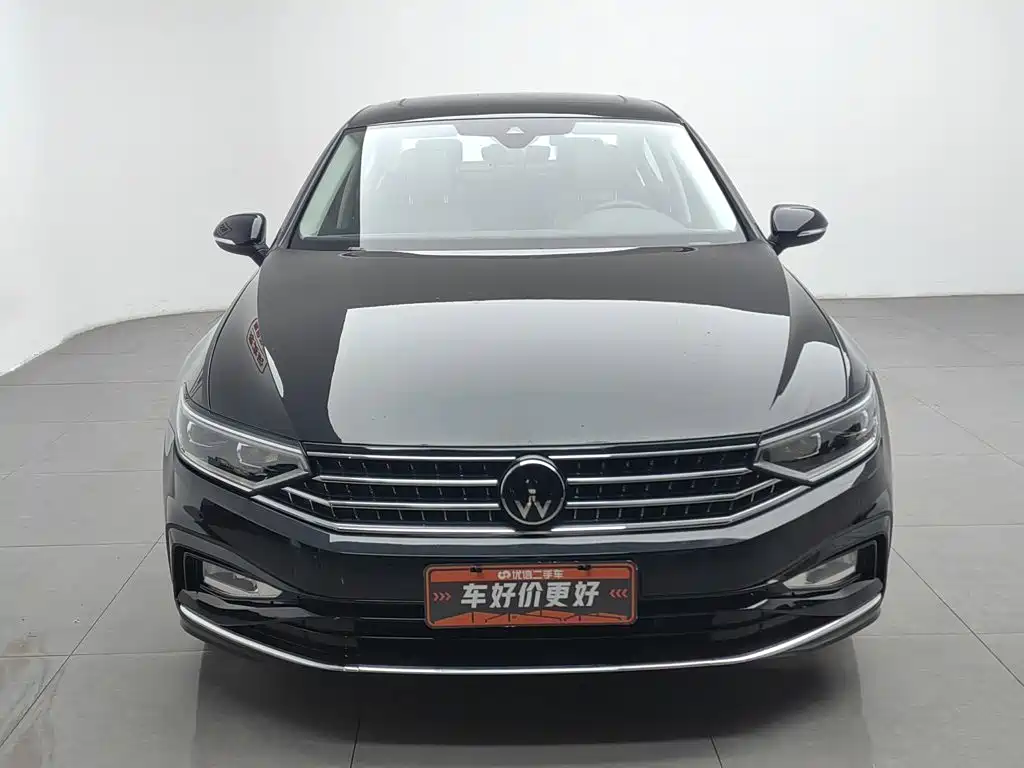 Volkswagen Magotan 2024