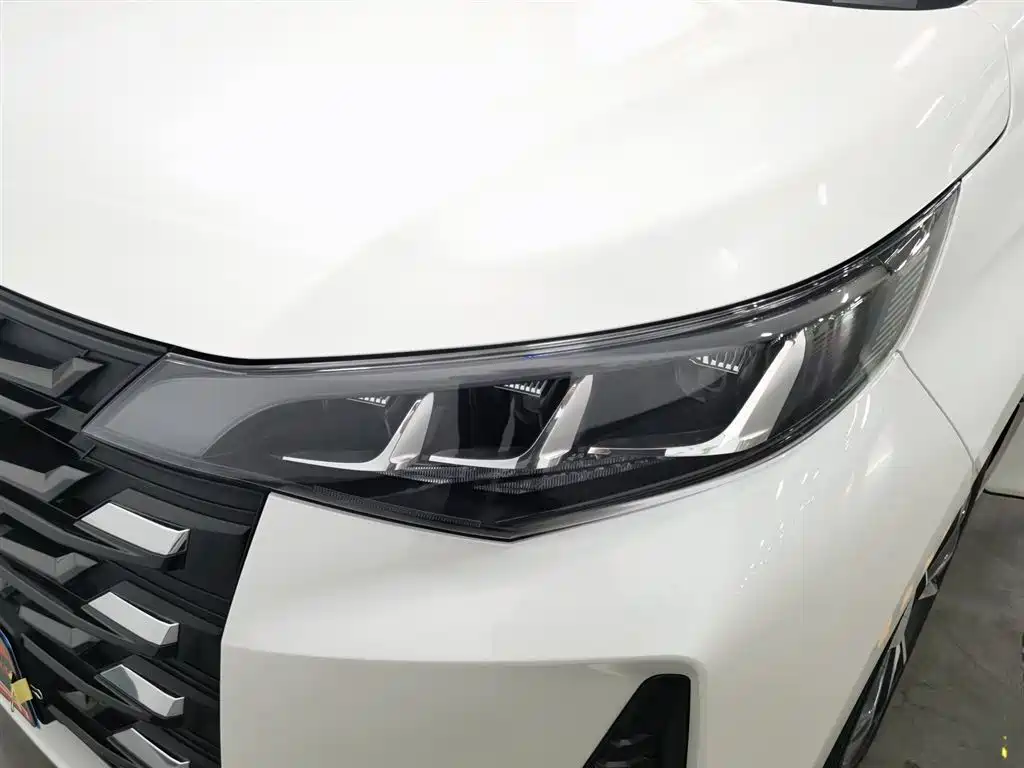 GAC Motor Trumpchi M6 2023 — фото 7