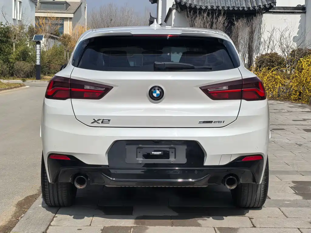BMW X2 2022 — фото 6