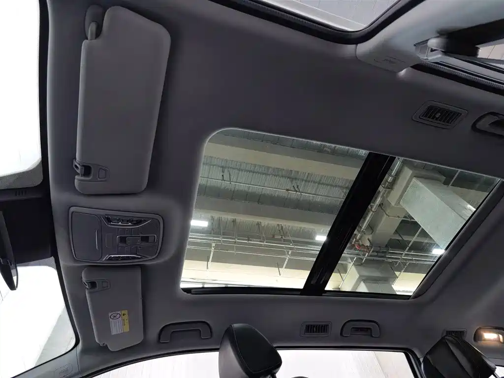 GAC Motor Trumpchi M6 2023 — фото 14