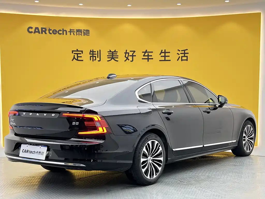 Volvo S90 2024 — фото 26