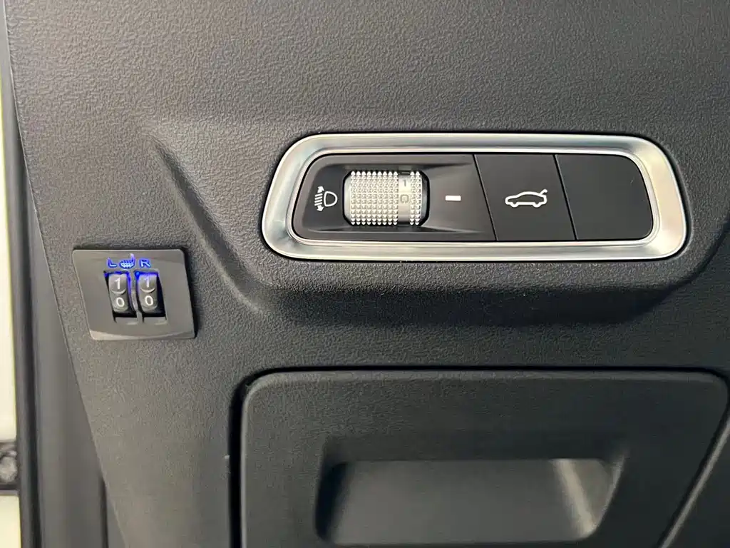 Geely Emgrand S 2022 — фото 15