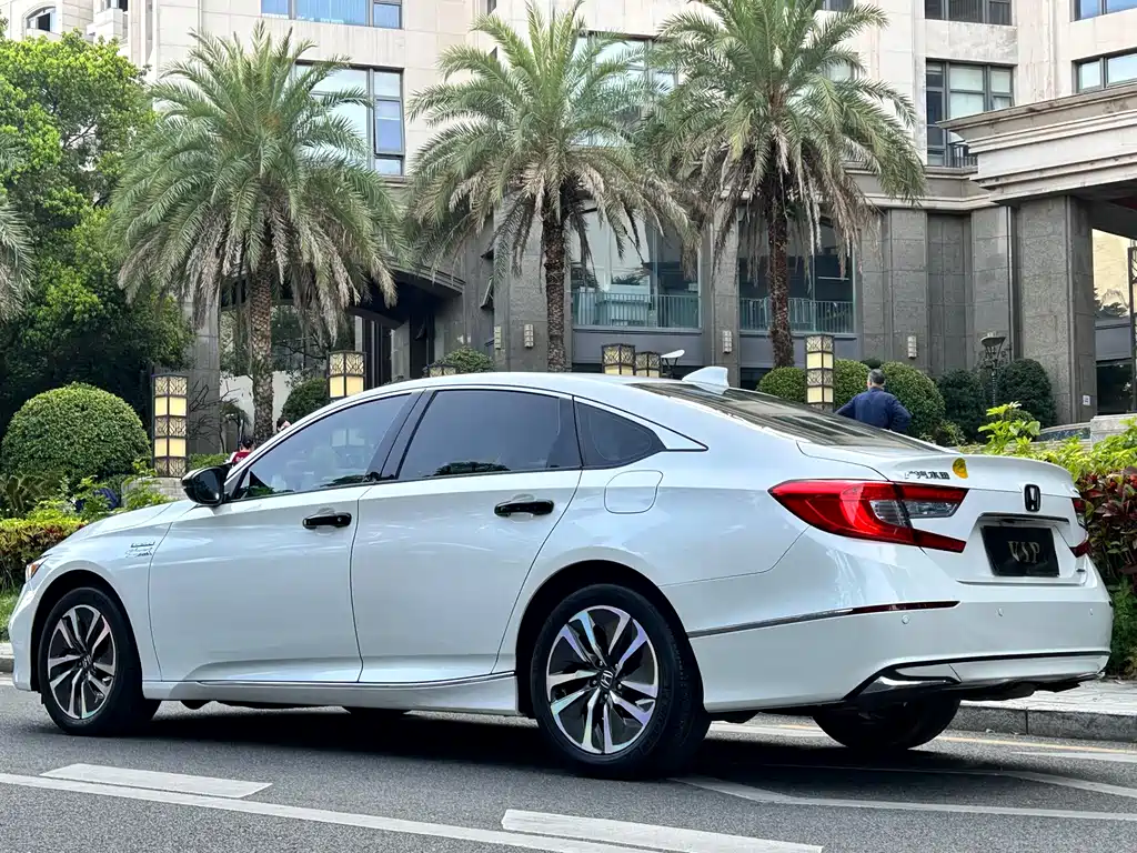 Honda Accord 2020 — фото 5