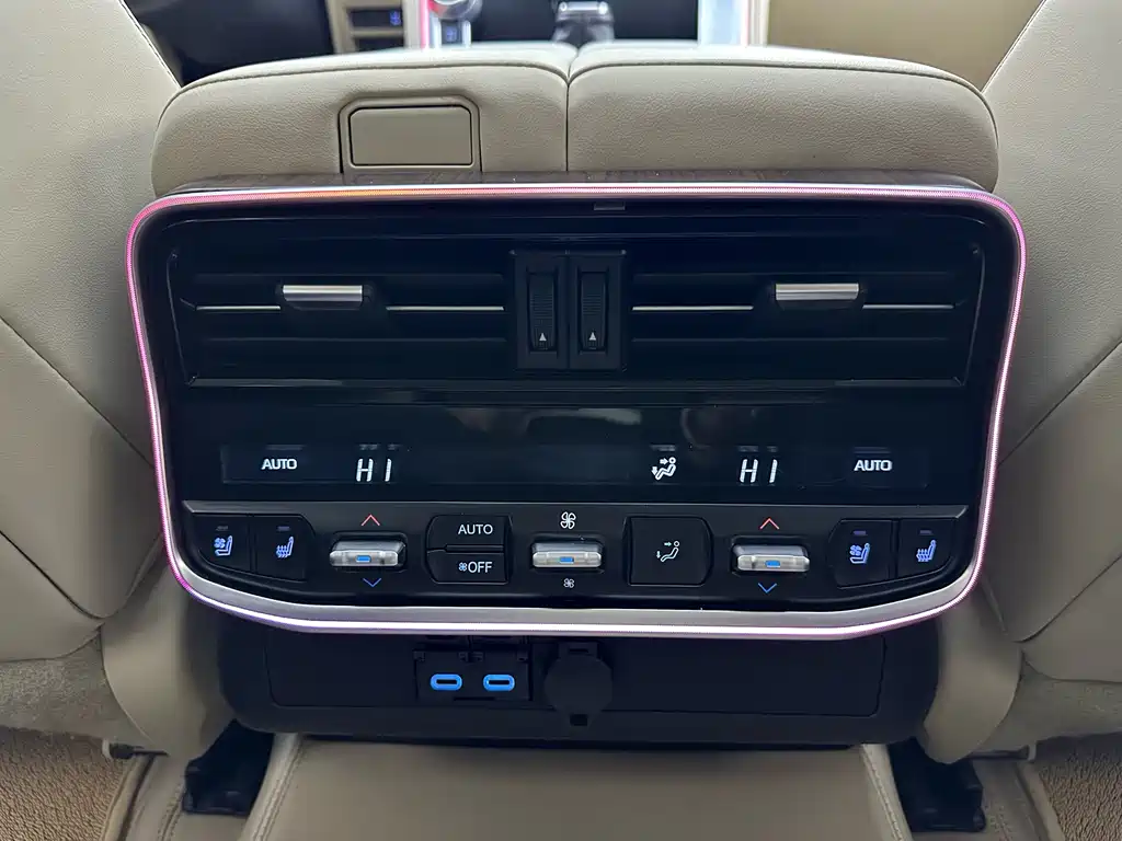 Toyota Land Cruiser 2025 — фото 20