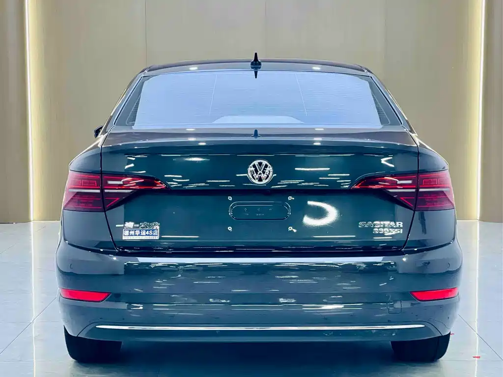 Volkswagen Sagitar 2022
