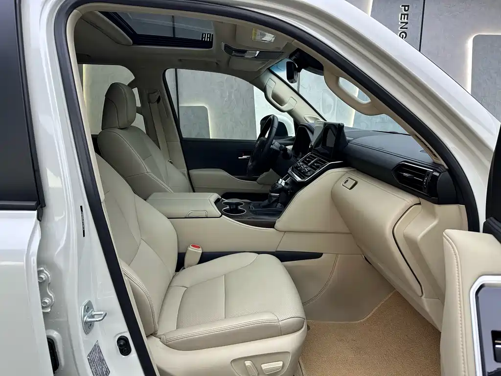 Toyota Land Cruiser 2025 — фото 17