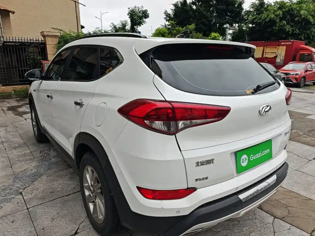 Hyundai Tucson 2015 — фото 5