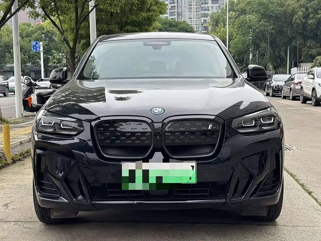 BMW iX3 2023 — фото 2