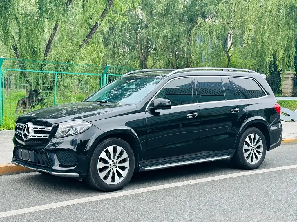 Mercedes-Benz GLS 2018 — фото 1