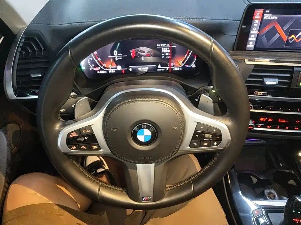 BMW X3 2021 — фото 11
