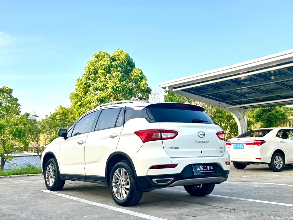 GAC Motor Trumpchi GS4 2016 — фото 6
