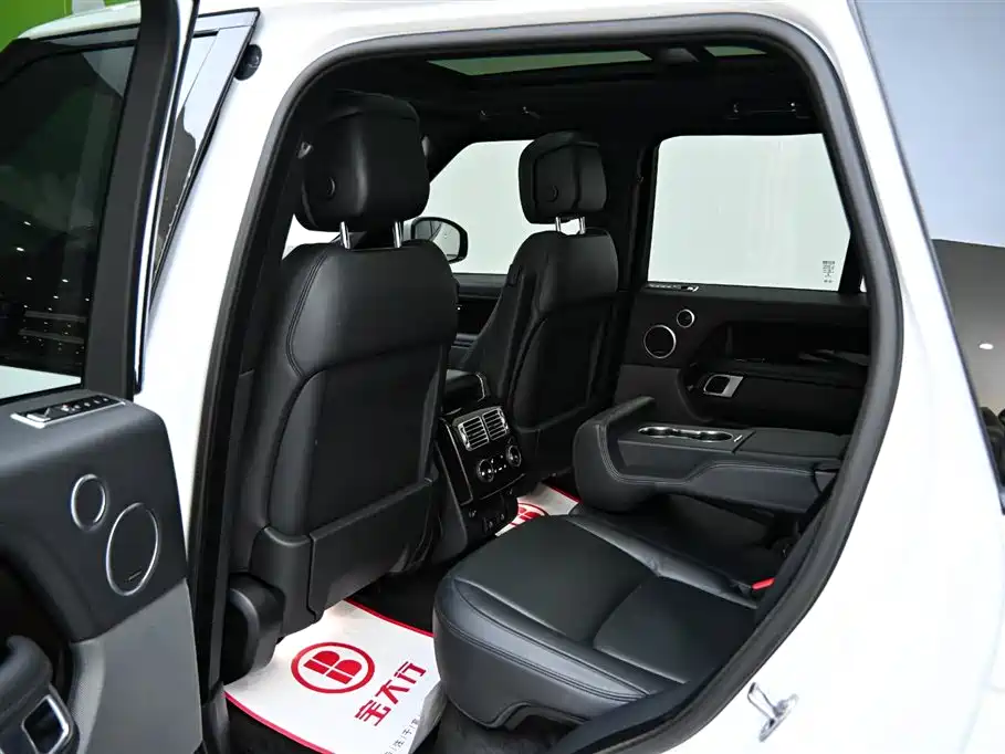 Land Rover Range Rover 2022 — фото 9
