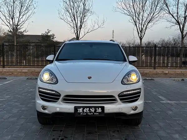 Porsche Cayenne 2014