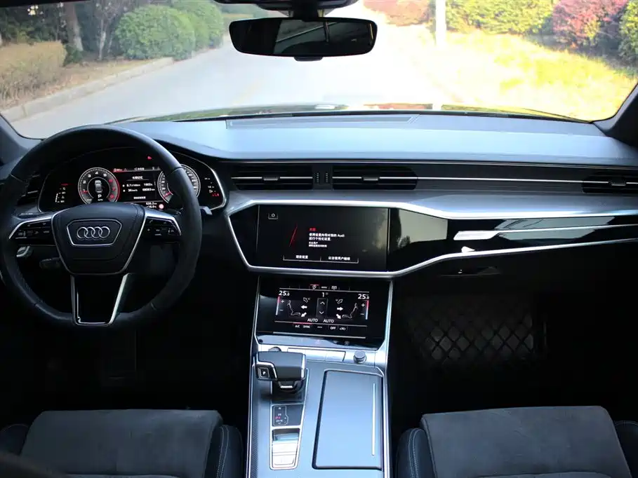 Audi A6L 2024 — фото 12