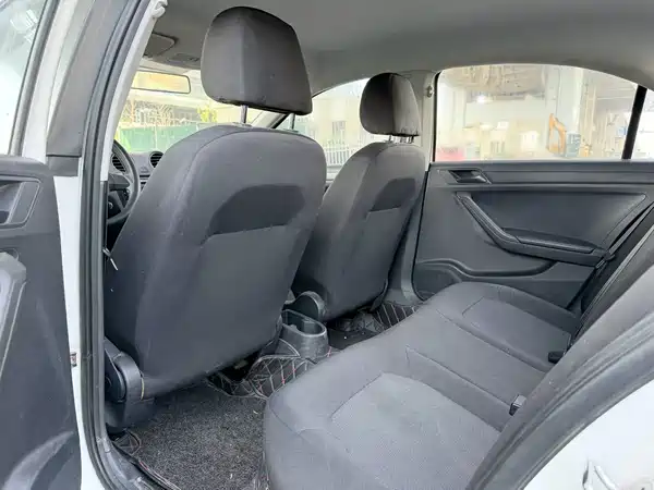 Volkswagen Jetta 2015