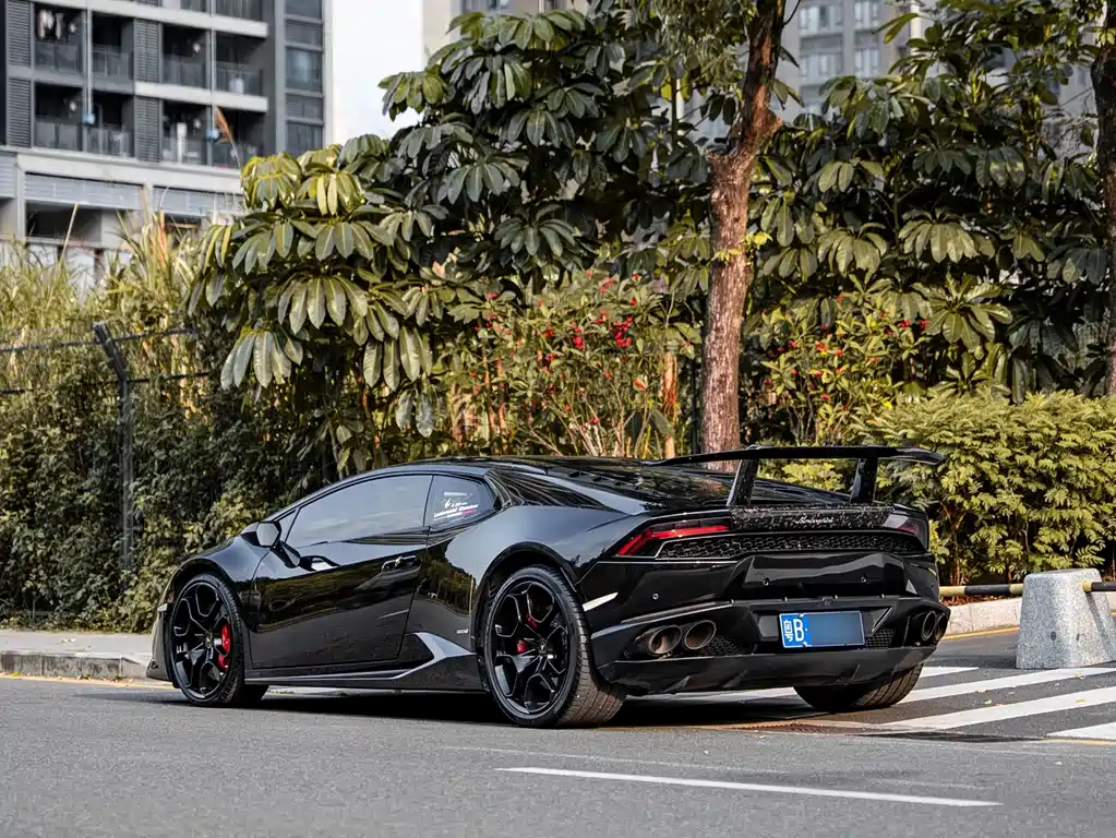 Lamborghini Huracán 2017 — фото 12