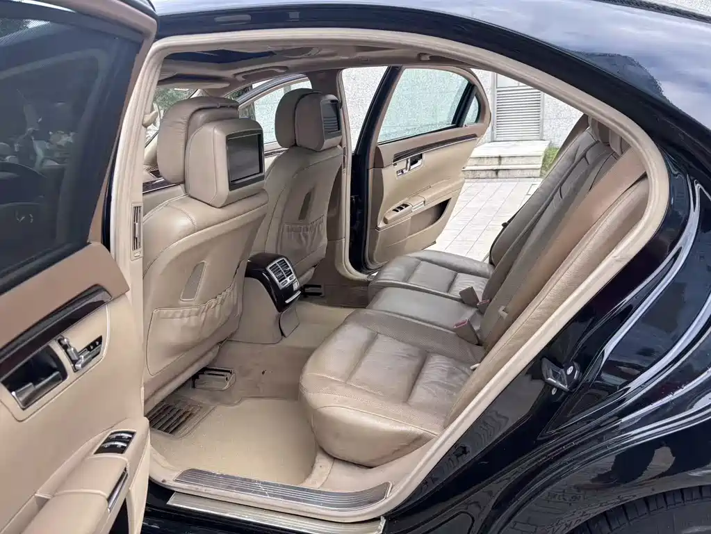 Mercedes-Benz S-Class 2010 — фото 18