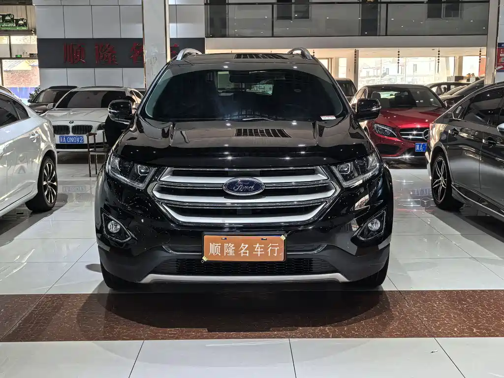 Ford Edge 2018 — фото 2