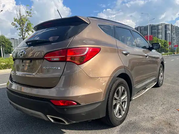 Hyundai Santa Fe 2014