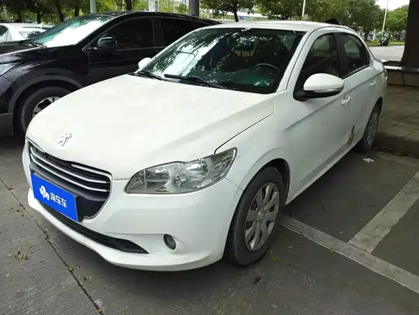 Peugeot 301 2016