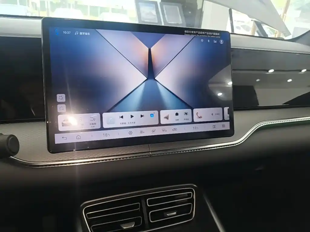 BYD Song Pro New Energy 2025 — фото 13