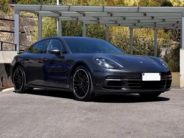 Porsche Panamera 2017