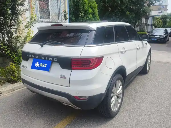 Landwind X7 2017