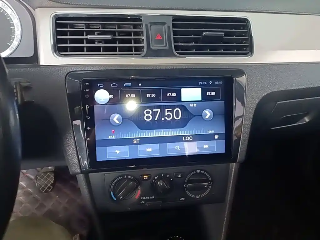 Skoda Rapid 2019 — фото 13