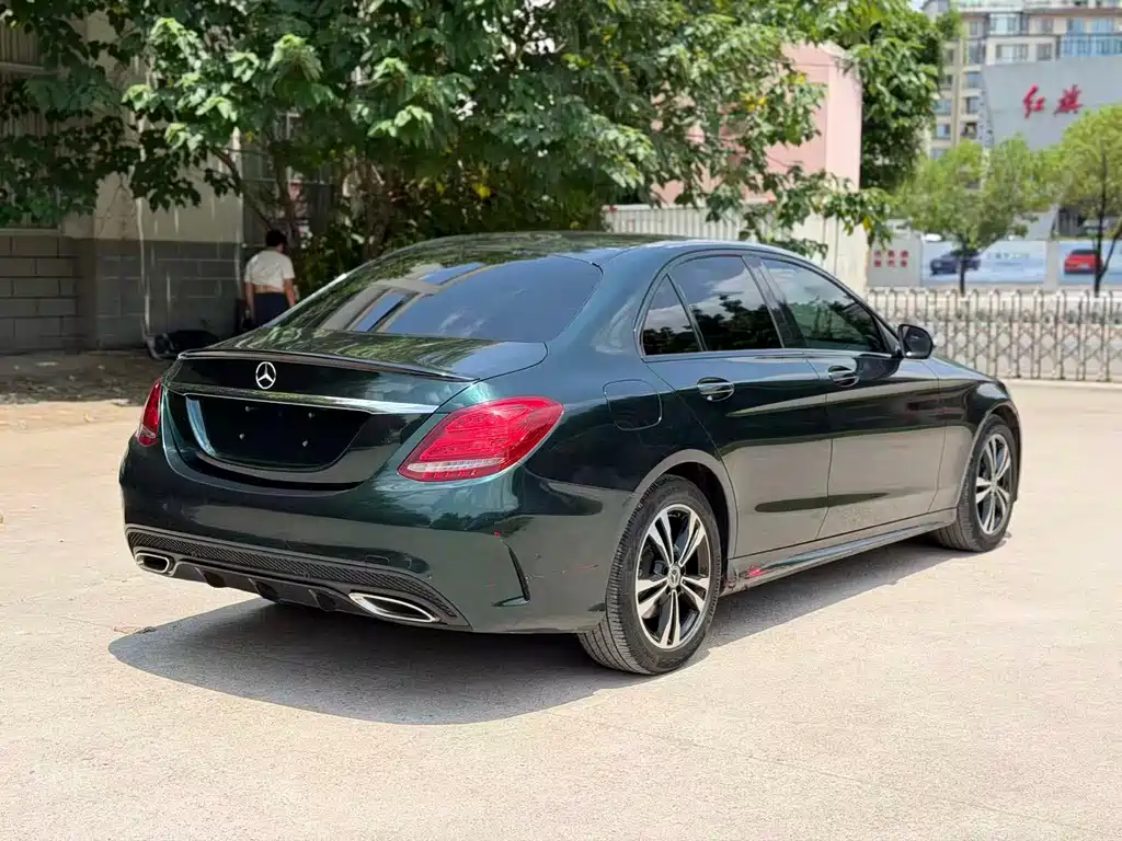 Mercedes-Benz C-Class 2018
