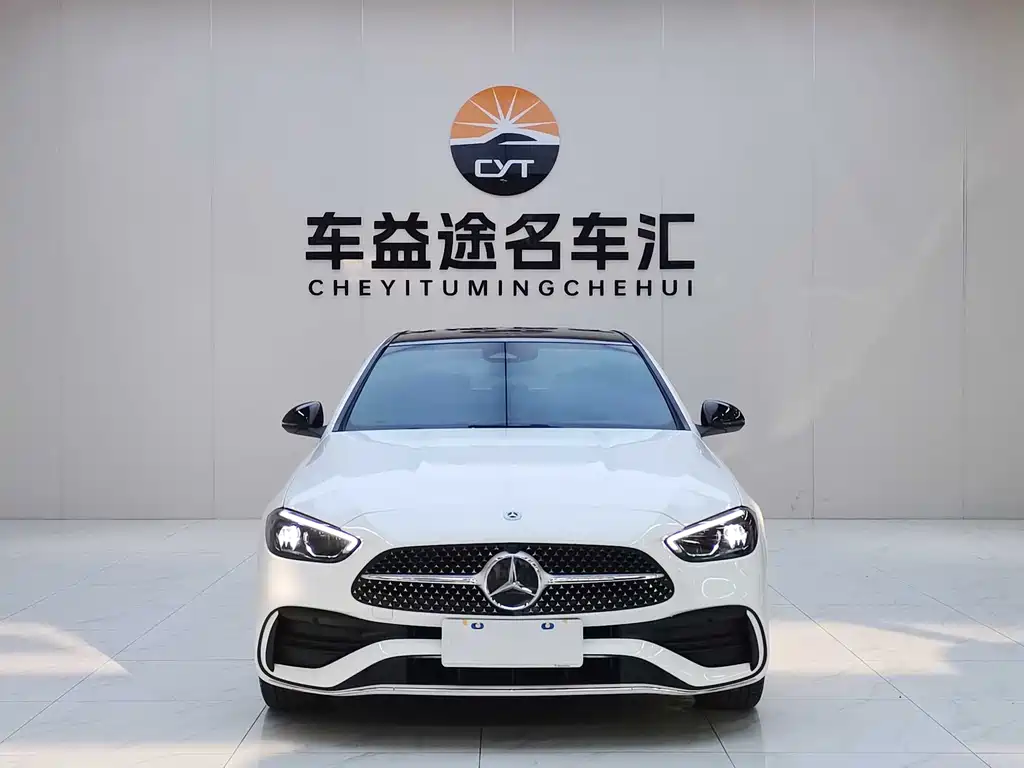 Mercedes-Benz C-Class 2024