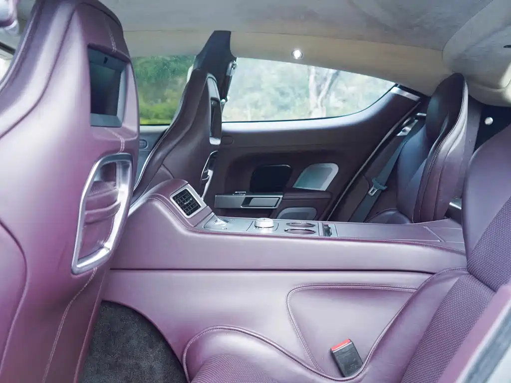 Aston Martin Rapide 2012 — фото 13