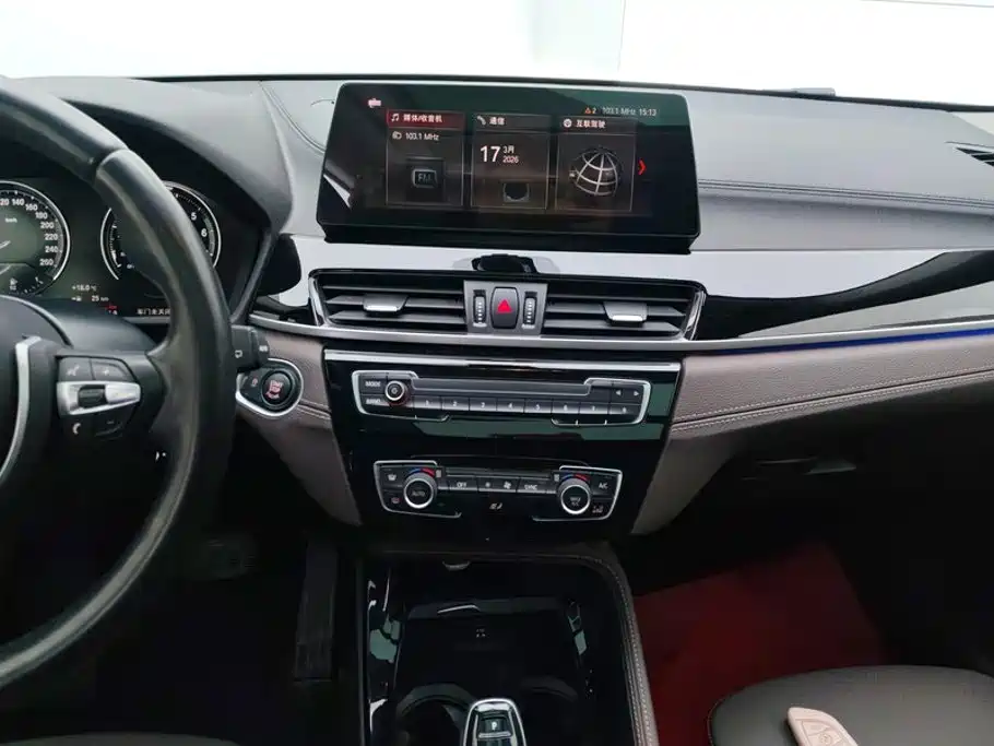 BMW X2 2021 — фото 13
