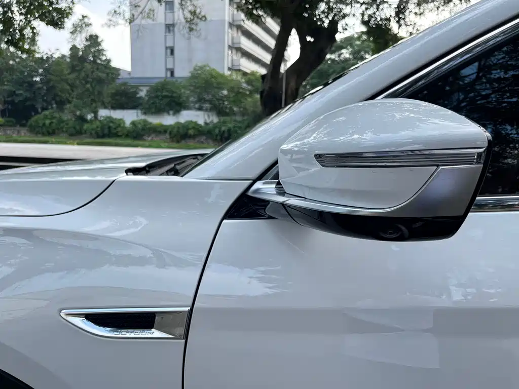 Jetour X70 PLUS 2025 — фото 19