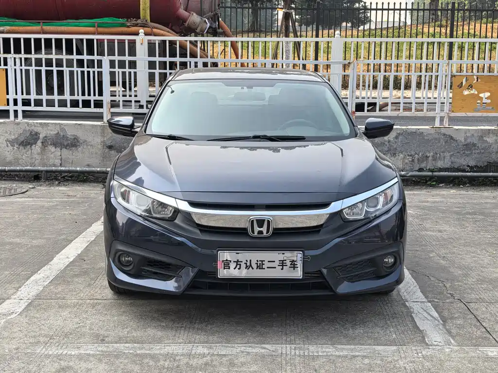 Honda Civic 2018 — фото 2