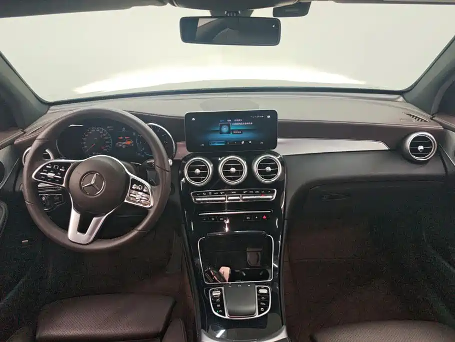 Mercedes-Benz GLC 2022 — фото 12