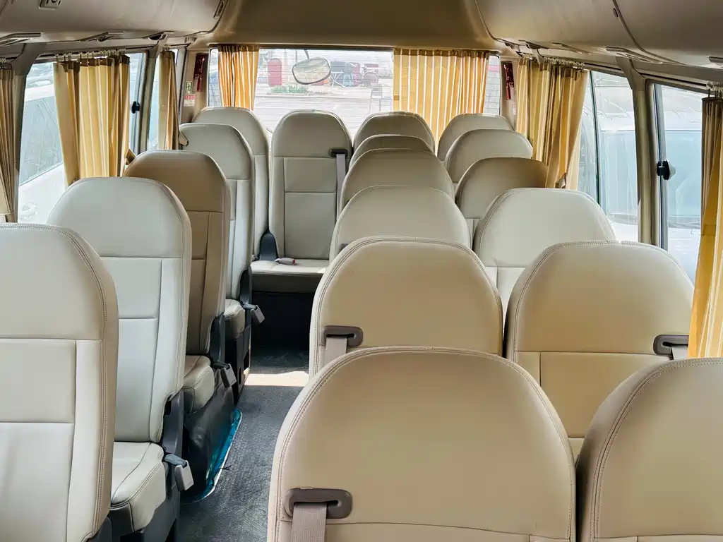Toyota Coaster 2016 — фото 11