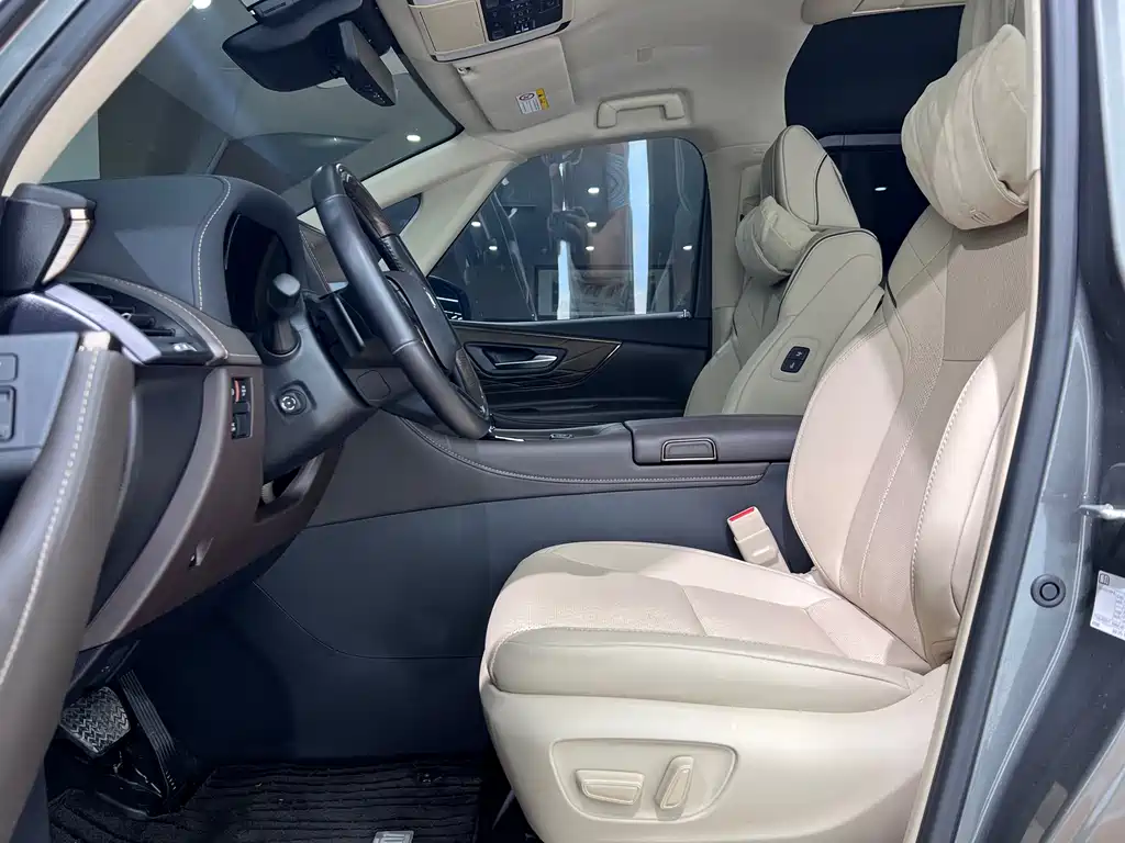 Toyota Vellfire 2025 — фото 13