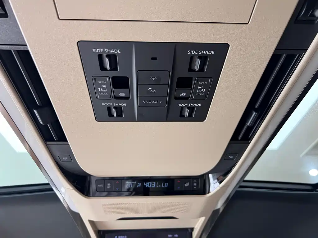 Toyota Vellfire 2025 — фото 30