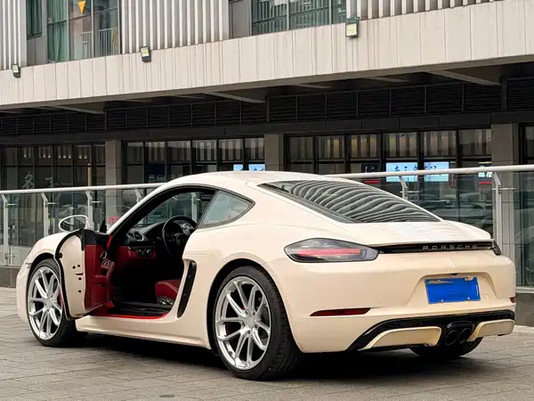 Porsche 718 2021
