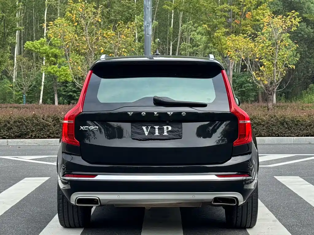 Volvo XC90 2021 — фото 8