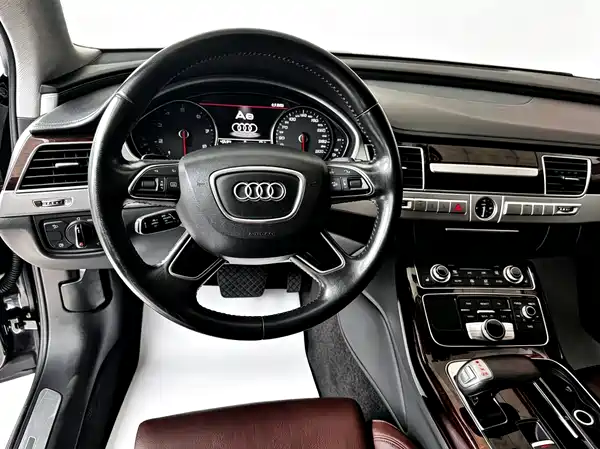Audi A8 2015