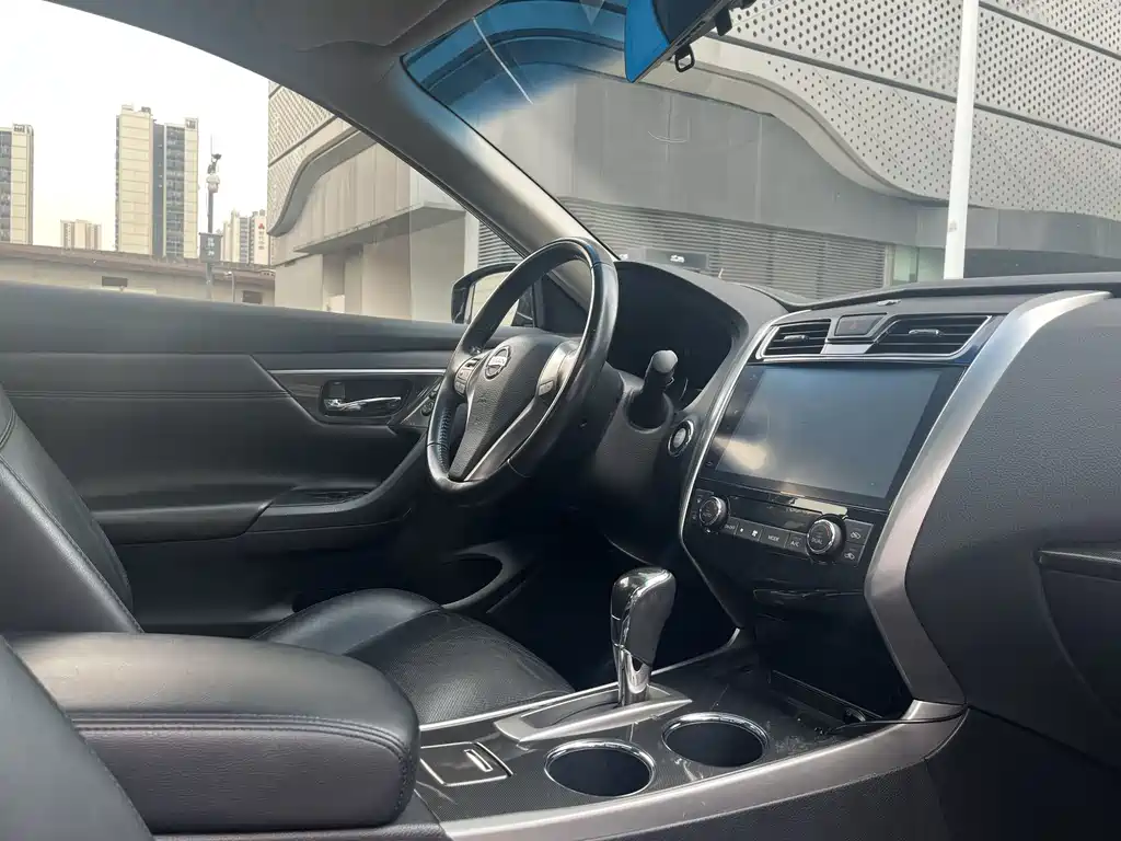 Nissan Teana 2016 — фото 26
