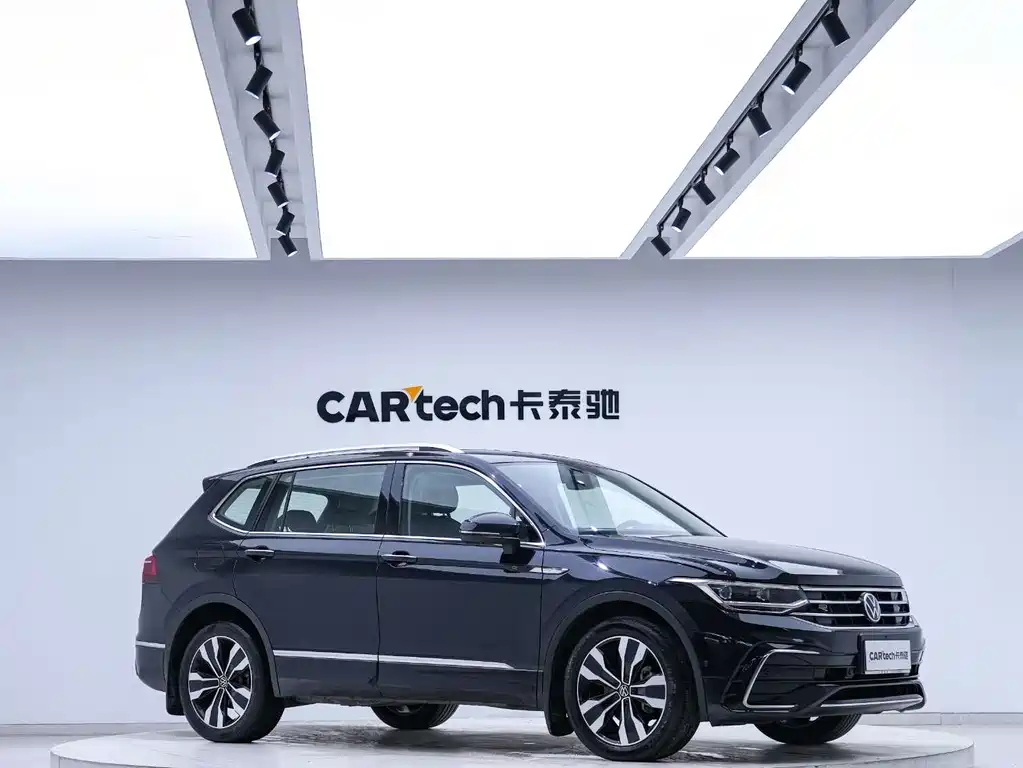 Volkswagen Tiguan L 2022 — фото 9