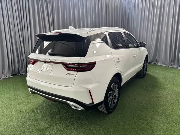 Geely Vision X6 2022