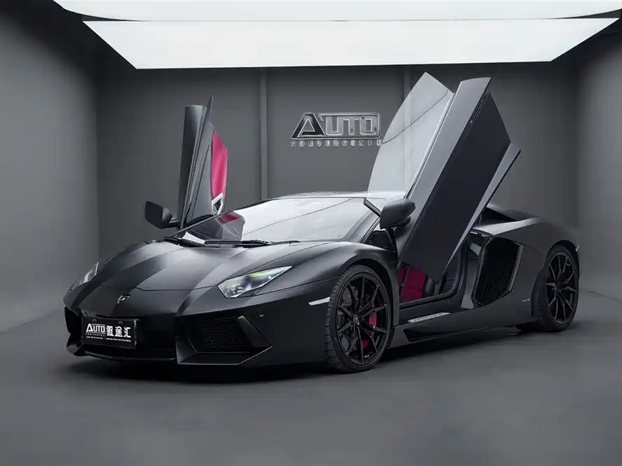 Lamborghini Aventador 2016