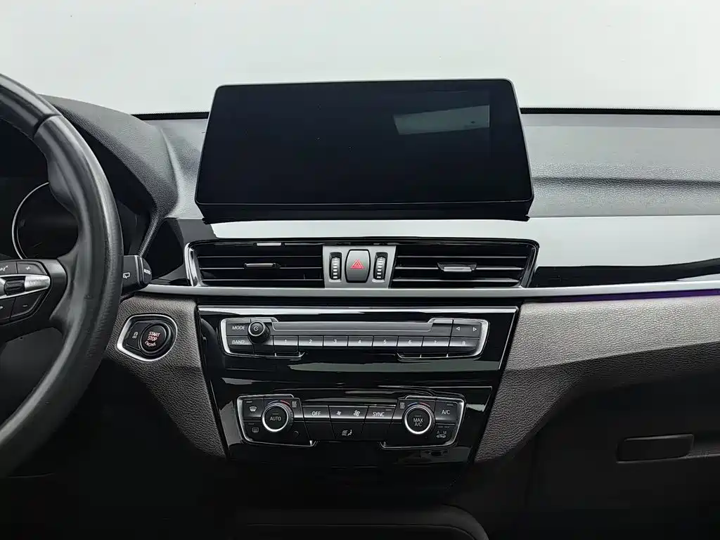 BMW X1 2022 — фото 12