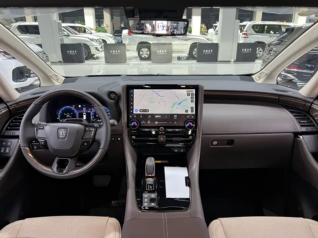 Toyota Vellfire 2026 — фото 18