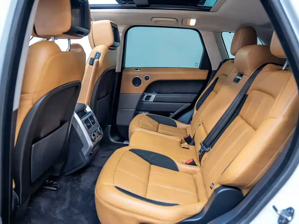 Land Rover Sport 2020 — фото 13
