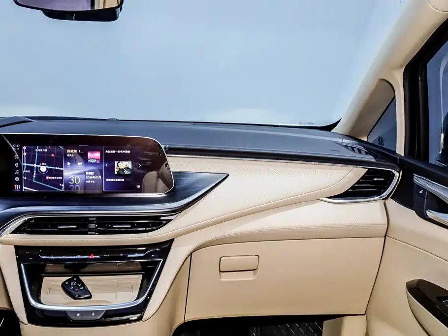 Buick GL8 New Energy 2025 — фото 33