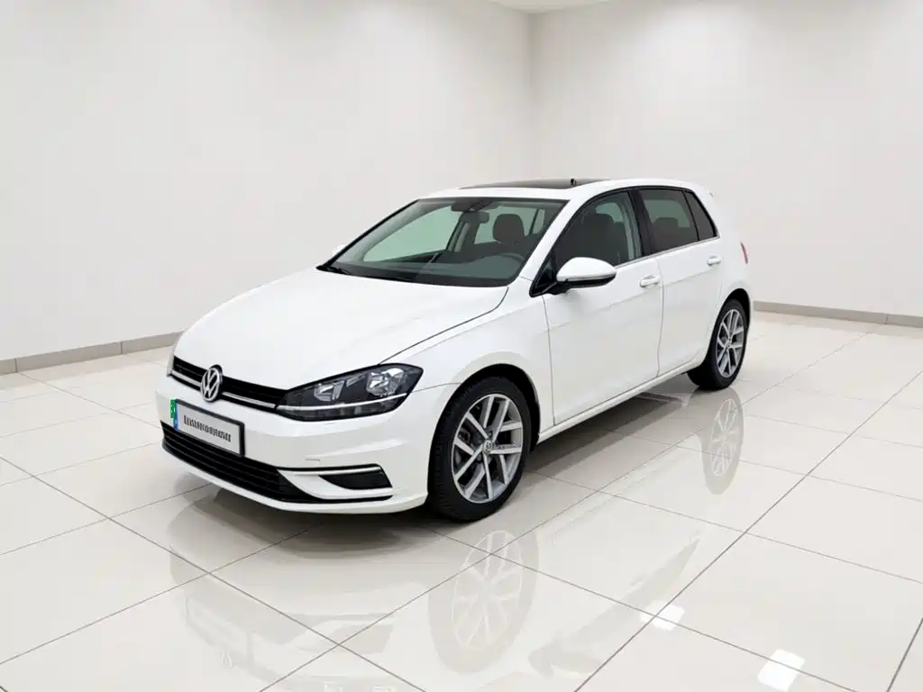 Volkswagen Golf 2020 — фото 1